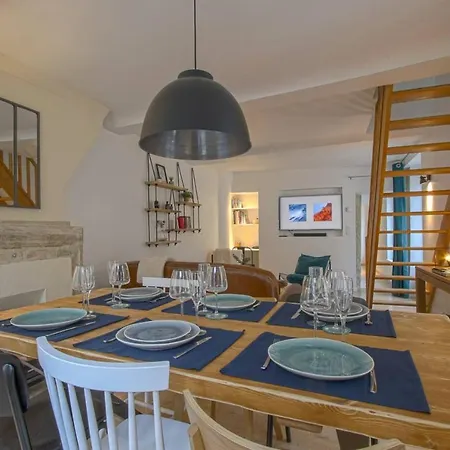 Freedom Grand Triplex Lumineux Decoration Contemporaine - Plein Centre Historique - Parking Gratuit A Proximite Proche Commerces Restaurants - Plages Du Debarquement Bayeux