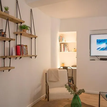 Freedom Grand Triplex Lumineux Decoration Contemporaine - Plein Centre Historique - Parking Gratuit A Proximite Proche Commerces Restaurants - Plages Du Debarquement Bayeux