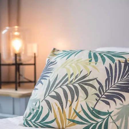 Freedom Grand Triplex Lumineux Decoration Contemporaine - Plein Centre Historique - Parking Gratuit A Proximite Proche Commerces Restaurants - Plages Du Debarquement * Bayeux