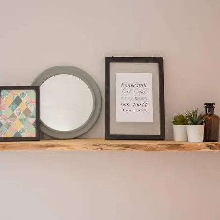 Freedom Grand Triplex Lumineux Decoration Contemporaine - Plein Centre Historique - Parking Gratuit A Proximite Proche Commerces Restaurants - Plages Du Debarquement Apartman