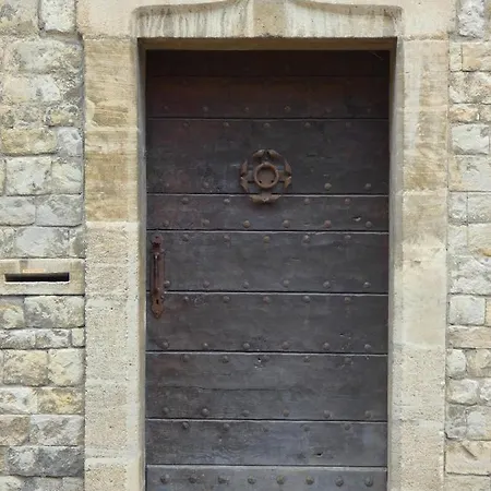 Freedom Grand Triplex Lumineux Decoration Contemporaine - Plein Centre Historique - Parking Gratuit A Proximite Proche Commerces Restaurants - Plages Du Debarquement Apartman *