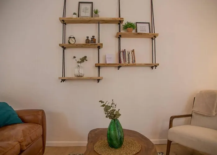 Apartment Grand Triplex Lumineux: Historic Retreat Bayeux